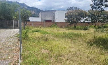 ULTIMO TERRENO EN VENTA SECTOR EXCLUSIVO TUMBACO 1.270m2