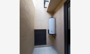 CASA EN VENTA DE 3 RECÁMARAS EN PASEO DEL FRESNO