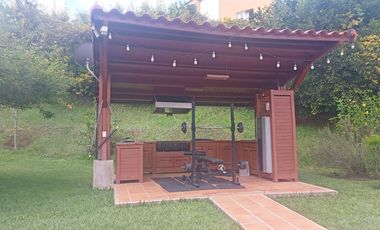 CASA CAMPESTRE EN ALQUILER