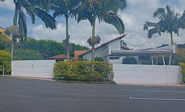 CASA CAMPESTRE EN ALQUILER