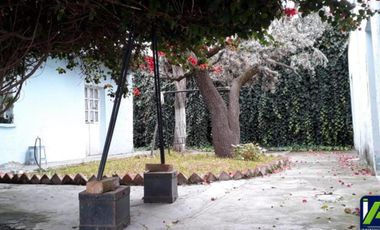 2 Casas con Terreno, Colonia Céspedes, Frente Al Hospital General, en Pachuca, Hgo.