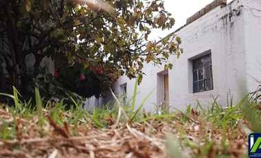 2 Casas con Terreno, Colonia Céspedes, Frente Al Hospital General, en Pachuca, Hgo.