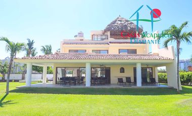 Casa en renta vacacional con dos terrazas, jacuzzi, palapa y roof garden