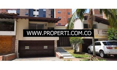 Casa Comercial en Arriendo Sector Laureles - Medellín