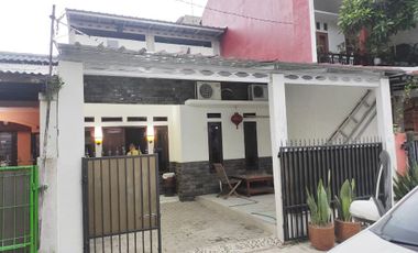 Rumah Dijual 2 Lantai di Perumahan Vida Kota Bekasi Dekat SMA Negeri 19 Bekasi