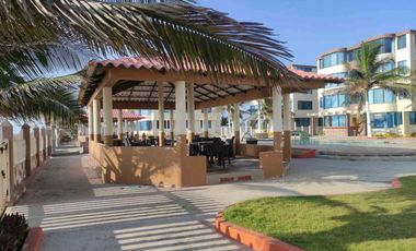 departamento con vista al mar en venta en Crucita
