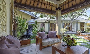 Bali modern villa land size 400m² in seminyak bali