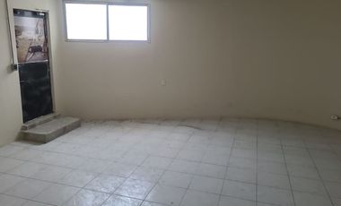 Casa de alquiler en Urdesa Central