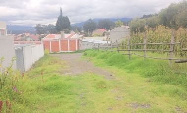 Terreno en venta 1.640m2 Ricaurte, sector Colegio Catalinas