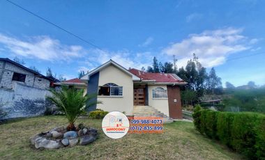 Amplia casa con área verde de venta, Sector vía Cuenca - Azogues C1289