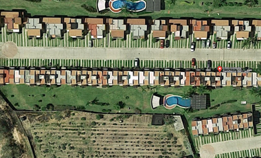 CASA CON ALBERCA EN SENDEROS DEL LAGO EN EL CONDOMINIO ESTRELLA