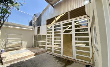 BODEGA CON AMPLIO TERRENO EN RENTA, COLONIA GONZALO BAUTISTA O´FARRIL