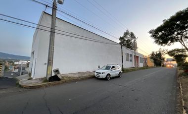 Bodega en renta 35 metros de frete sobre av. I Madero Poniente salida Quiroga