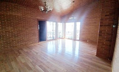Casa Estilo Hacienda en Venta en Pachuca.