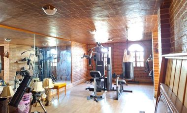 Casa Estilo Hacienda en Venta en Pachuca.