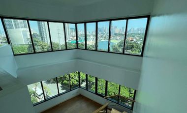Condominium Loft Type at One Rockwell East Tower