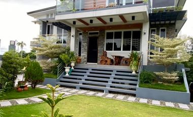 4 Bedroom House and Lot For Sale in Mactan Lapu-lapu Cebu