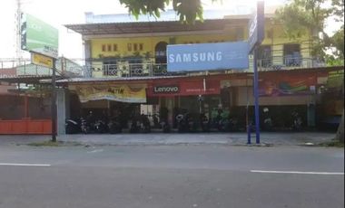 Dijual 3 Ruko Jl. Penanggunan, Kediri (ada rumah dan tanah)