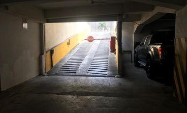 Bodega de alquiler en el Edificio Trade Building, 24 m2, Mall del Sol.