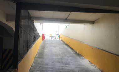 Bodega de alquiler en el Edificio Trade Building, 24 m2, Mall del Sol.