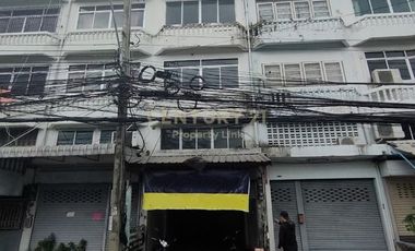 5-storey commercial building for sale, Ladprao-Sutthisan Road, near MRT/50-CB-66048