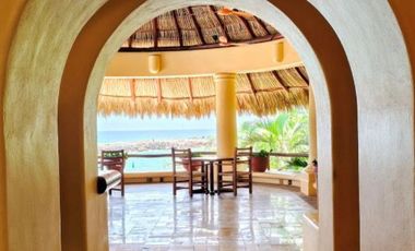 V401 Villa en Venta 3 recámaras Seccion Cumbres en Porto Ixtapa