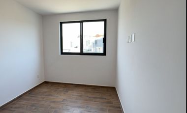 Venta Capital Norte, Madeiras 1