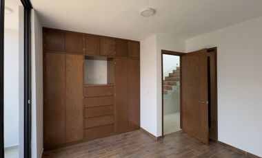 Venta Capital Norte, Madeiras 1