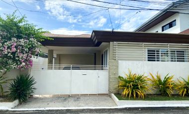 CLASSIC 2-BEDROOM BUNGALOW FOR SALE IN BF HOMES