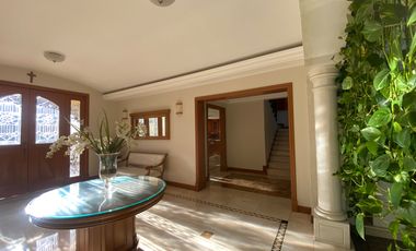EXCELENTE CASA ESTILO CALIFORNIA EN LA ZONA NORTE DE AGUASCALIENTES
