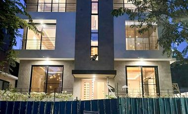 Taguig, House for Rent in Mckinley West Village 5BR Brand New