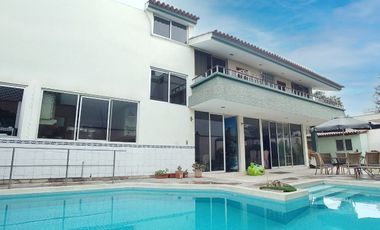 Venta de Magnifica Casa en San Isidro