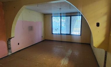 CASA EN VENTA PARA REMODELAR JARDINES DE MORELOS ISLAS ECATEPEC EDO MÉXICO