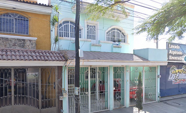 Casa en Real de Las Palmas Residencial Camichines Tlaquepaque Jalisco