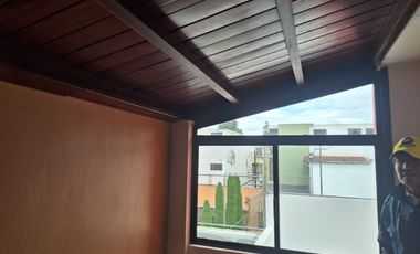 VENTA- AMPLIA CASA DE VENTA EN EL MEJOR SECTOR DE LATACUNGA RIVER PARK /24URB07