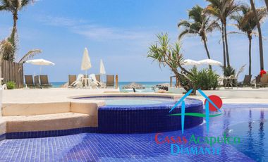 Departamento en condominio con club de playa. Terraza con vista a la alberca