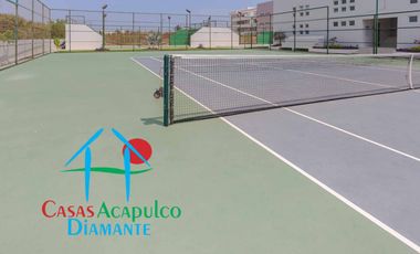 Departamento en condominio con club de playa. Terraza con vista a la alberca