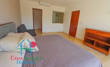 Departamento en condominio con club de playa. Terraza con vista a la alberca