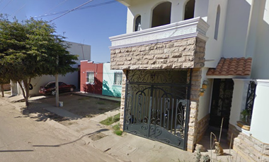 CASA EN AV. CAÑA, MIRAVALLE, GUASAVE, SINALOA. ¡CASA EN REMATE! -FQA