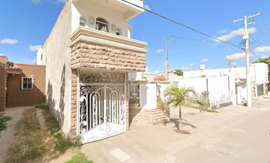 CASA EN AV. CAÑA, MIRAVALLE, GUASAVE, SINALOA. ¡CASA EN REMATE! -FQA