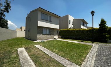 Casa en RENTA Fraccionamiento la Floresta