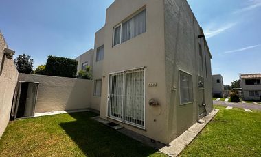 Casa en RENTA Fraccionamiento la Floresta