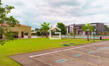 Terreno Residencial Exclusivo en Venta en Urbanización Palermo en Machala