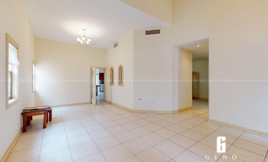 CASA EN VENTA EN ZONA VALLES DE UNA PLANTA