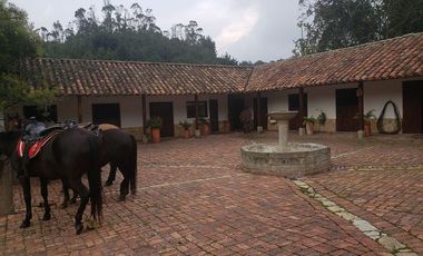 Finca en Barro blanco Bojaca, Cundinamarca, Colombia, c.v 1674