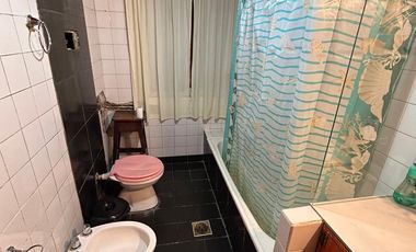 Casa En 2 Lotes En Calle 43 E/ 26 Y 30 De Verónica, Partido De Punta Indio.