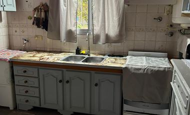 Casa En 2 Lotes En Calle 43 E/ 26 Y 30 De Verónica, Partido De Punta Indio.