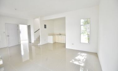 4 BEDROOMS CORNERLOT SINGLE ATTACHED AT LANCASTER NEW CITY