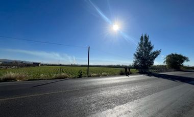 Se vende terreno en Tala sobre carretera