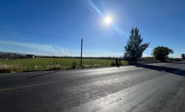 Se vende terreno en Tala sobre carretera